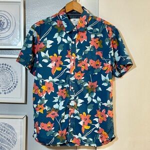 Thread & Cloth Mens Short Sleeve Button Down Shirt - Blue and Red Size M